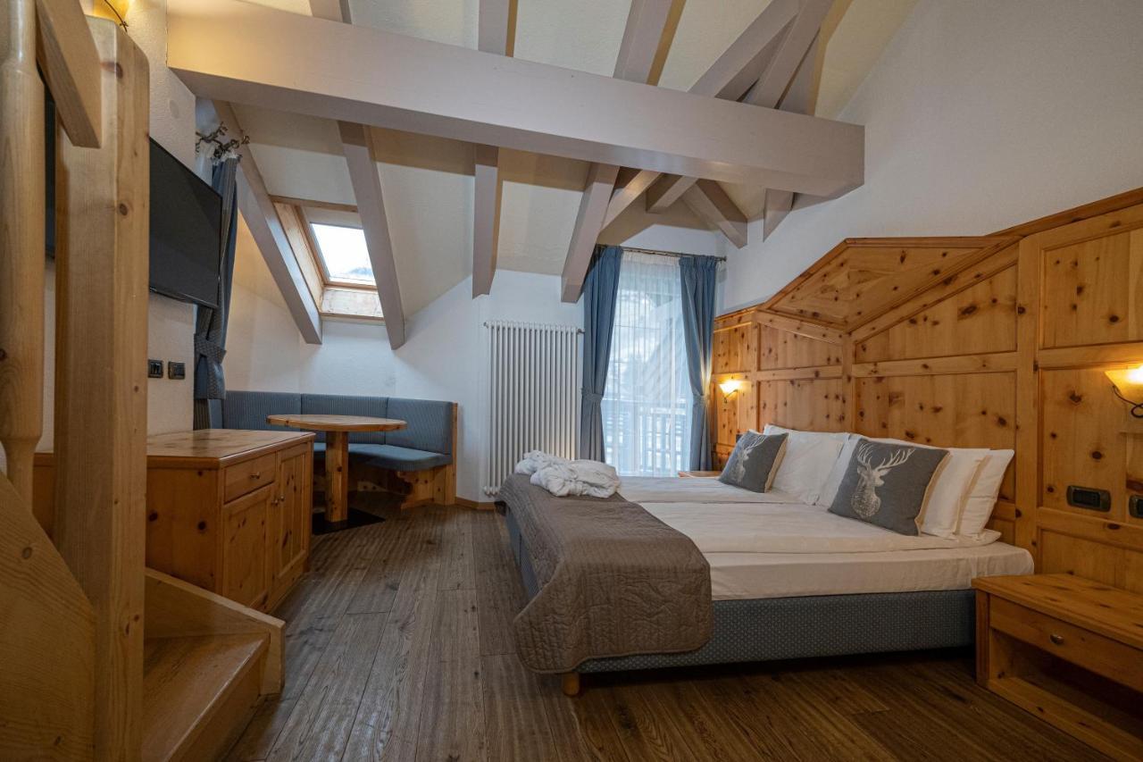 Hotel Soreghes Gran Chalet Campitello di Fassa Εξωτερικό φωτογραφία