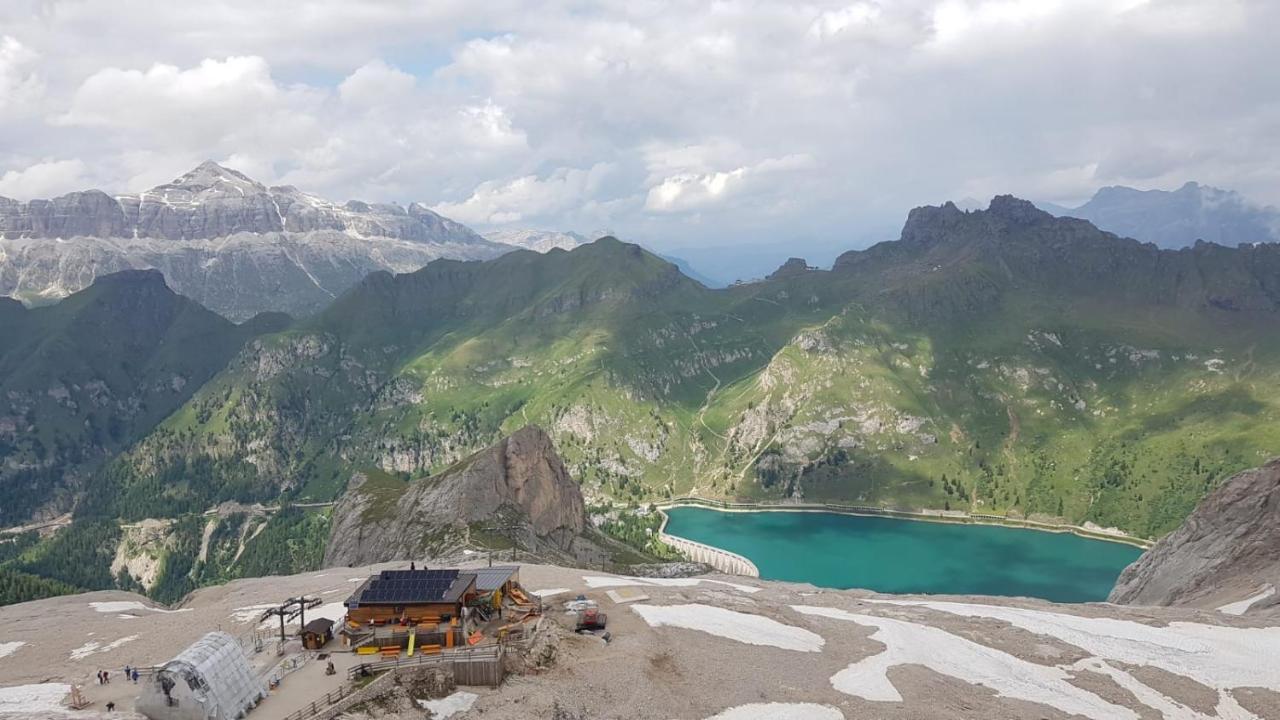 Hotel Soreghes Gran Chalet Campitello di Fassa Εξωτερικό φωτογραφία