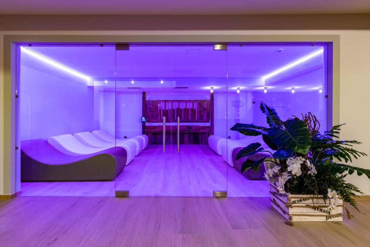 Hotel Soreghes Gran Chalet Campitello di Fassa Εξωτερικό φωτογραφία