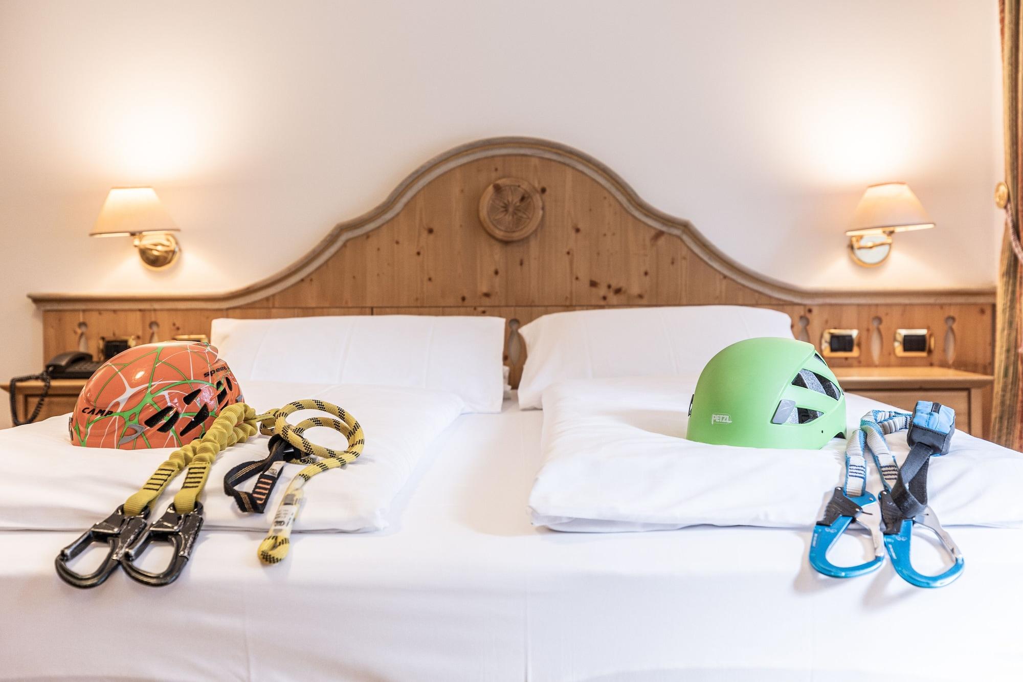 Hotel Soreghes Gran Chalet Campitello di Fassa Εξωτερικό φωτογραφία